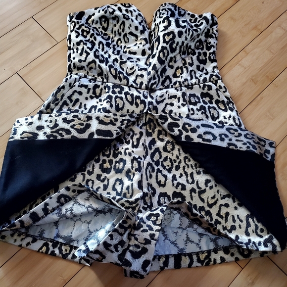 Ark & co. Leopard Print Strapless Romper shorts Size Small - Picture 2 of 10